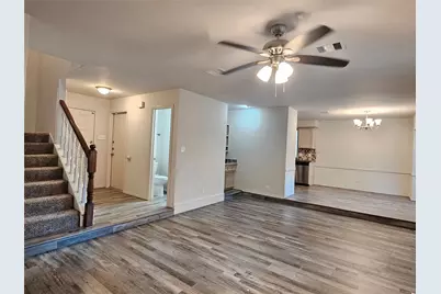 80 Fallenstone Drive, The Woodlands, TX 77381 - Photo 5