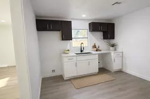 9306 Grady St, Houston, TX 77016 - Photo 5