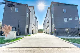 3203 St Emanuel St, Houston, TX 77004 - Photo 3