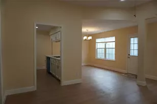 8207 Misty Ridge Ln, Houston, TX 77071 - Photo 3