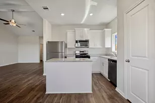 10363 Red Cardinal Dr, Cleveland, TX 77328 - Photo 7