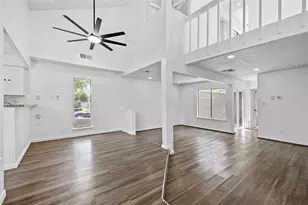 13002 Greenway Chase Ct, Houston, TX 77072 - Photo 7