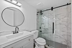 13002 Greenway Chase Ct, Houston, TX 77072 - Photo 13