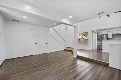 13002 Greenway Chase Court, Houston, TX 77072 - Photo 9