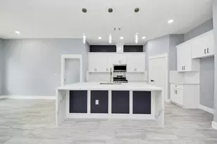 406 S Iowa St, La Porte, TX 77571 - Photo 11