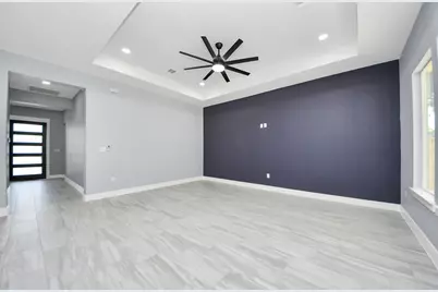 406 S Iowa Street, La Porte, TX 77571 - Photo 7