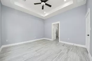 406 S Iowa St, La Porte, TX 77571 - Photo 31