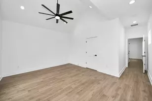 5029 Broom St, Houston, TX 77091 - Photo 7