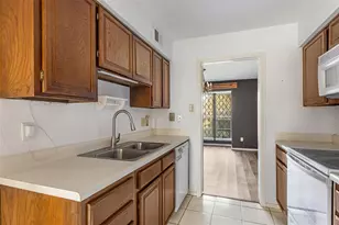 8302 Nairn St, Houston, TX 77074 - Photo 25