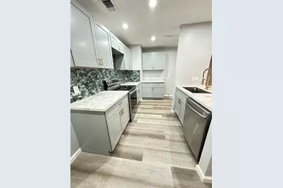 9631 Stockwell, Houston, TX 77083 - Photo 11