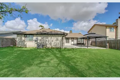 14854 Shottery Drive, Houston, TX 77015 - Photo 33