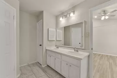 14854 Shottery Drive, Houston, TX 77015 - Photo 21