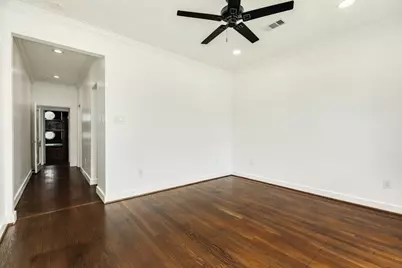4702 Avenue Bernardo De Galvez, Galveston, TX 77551 - Photo 25