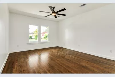 4702 Avenue Bernardo De Galvez, Galveston, TX 77551 - Photo 29
