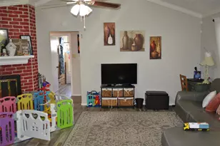 10530 Permian Dr, Sugar Land, TX 77498 - Photo 7