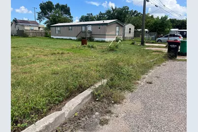 000 Pine Street, Baytown, TX 77520 - Photo 5