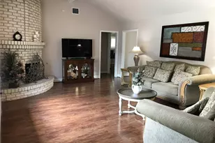 127 Parliament Dr, Houston, TX 77034 - Photo 7