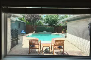 127 Parliament Dr, Houston, TX 77034 - Photo 9