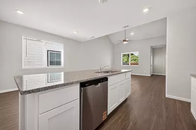 15610 Coneflower Hills Drive, Houston, TX 77090 - Photo 13