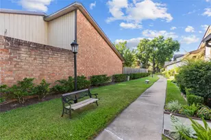 11540 S Kirkwood Rd, Houston, TX 77477 - Photo 31