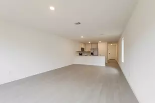 15290 Abella Dr, Conroe, TX 77316 - Photo 5