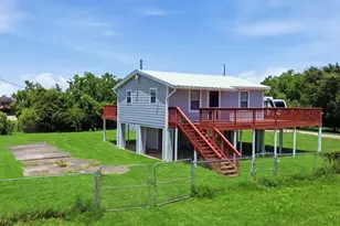 4416 Thompson St, Hitchcock, TX 77563 - Photo 3
