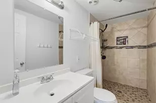 4416 Thompson St, Hitchcock, TX 77563 - Photo 19
