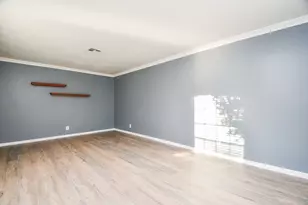 7310 Ridge Oak Dr, Houston, TX 77088 - Photo 17