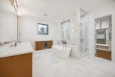 867 W 42nd Street, Houston, TX 77018 - Photo 17