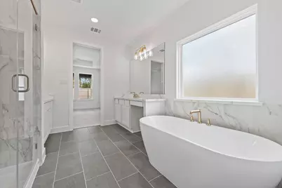 15819 Swan Lake Lane, Conroe, TX 77302 - Photo 9
