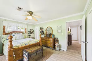3037 County Rd 536, Alvin, TX 77511 - Photo 17