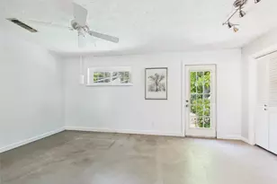 3037 County Rd 536, Alvin, TX 77511 - Photo 37