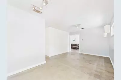 3037 County Road 536, Alvin, TX 77511 - Photo 35