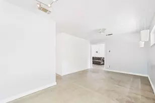 3037 County Rd 536, Alvin, TX 77511 - Photo 35