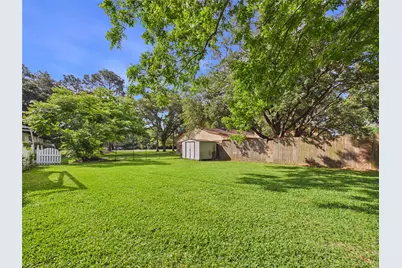 3037 County Road 536, Alvin, TX 77511 - Photo 13