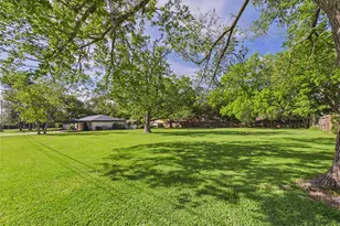 3037 County Rd 536, Alvin, TX 77511 - Photo 5