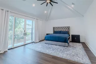 974 W 43rd St, Houston, TX 77018 - Photo 13