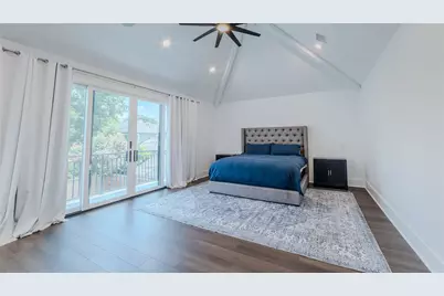 974 W 43rd Street, Houston, TX 77018 - Photo 13