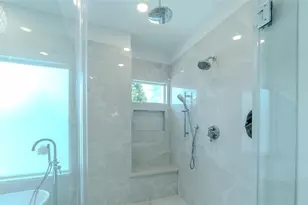 974 W 43rd St, Houston, TX 77018 - Photo 21