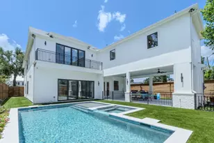 974 W 43rd St, Houston, TX 77018 - Photo 1