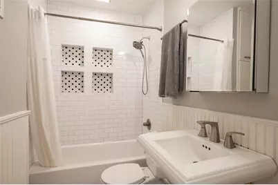 2618 Baylor Street, Houston, TX 77009 - Photo 9