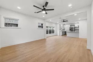 4413 Roseland St, Houston, TX 77006 - Photo 3