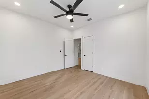 4413 Roseland St, Houston, TX 77006 - Photo 17