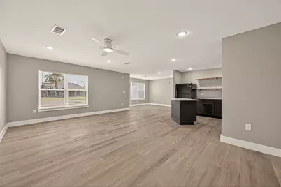 3527 La Retama Dr Drive, Houston, TX 77013 - Photo 9