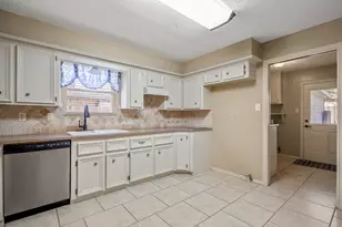 12114 Knobcrest Dr, Houston, TX 77070 - Photo 11