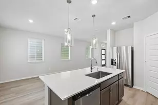 6328 Sapphire Ocean Dr, Houston, TX 77092 - Photo 17