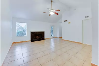 2021 Spenwick Drive #724, Houston, TX 77055 - Photo 1