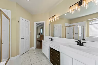 12907 Ridge Bank Lane, Houston, TX 77041 - Photo 17