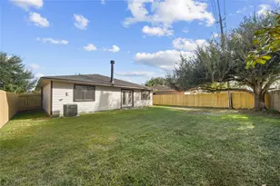 16614 W Ripple Ridge Dr, Houston, TX 77053 - Photo 23
