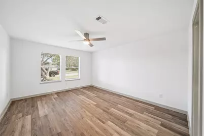 16614 W Ripple Ridge Drive, Houston, TX 77053 - Photo 13